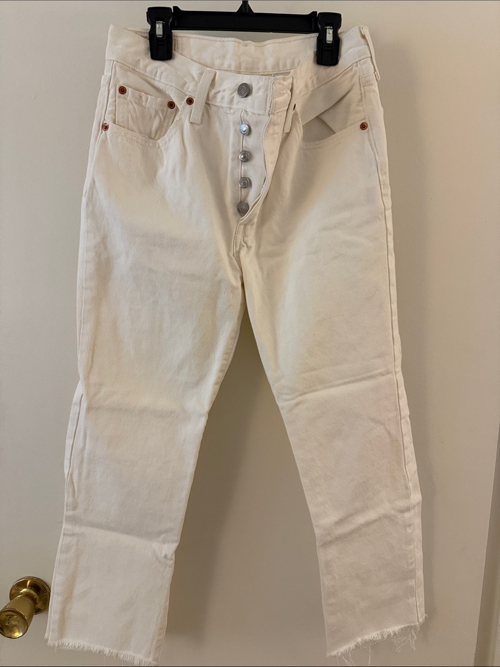 Women’s LEVI 501 cropped straight jean